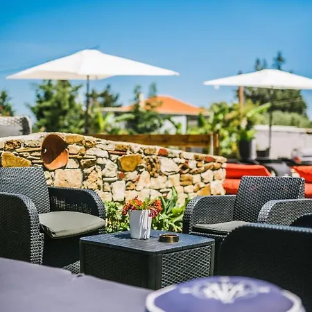 Corali Sea Breath & Pool Ammoudi