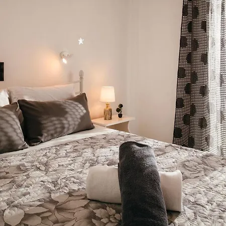 Corali Sea Breath & Pool Apartment *