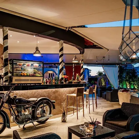 Corali Sea Breath & Pool * Amoudi