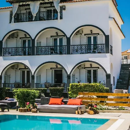 Corali Sea Breath & Pool *