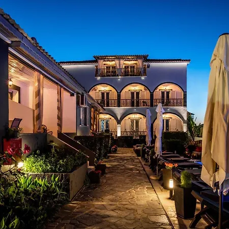Corali Sea Breath & Pool Apartment