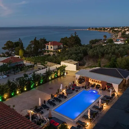 Corali Sea Breath & Pool Apartment Amoudi