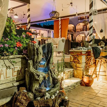 Corali Sea Breath & Pool * Amoudi