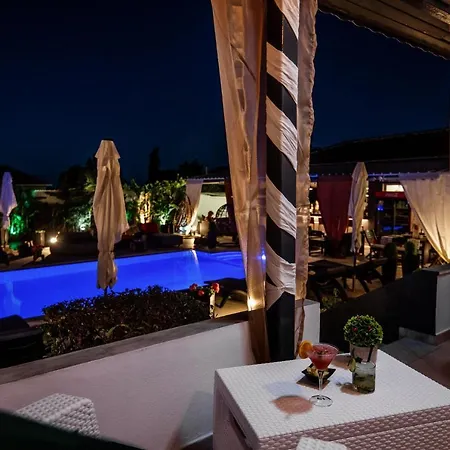 Corali Sea Breath & Pool