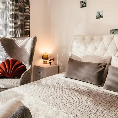 Lägenhet Corali Sea Breath & Pool *