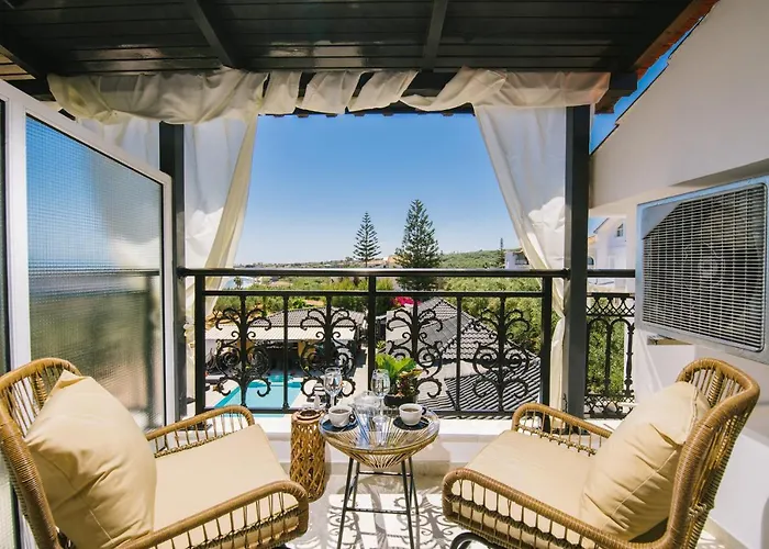 Corali Sea Breath & Pool *