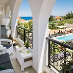 Corali Sea Breath & Pool